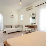 Mateus Plaka (Naxos)