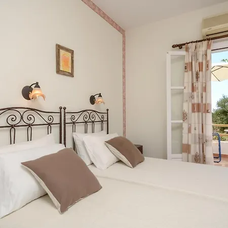 Mateus Apartment Plaka (Naxos)