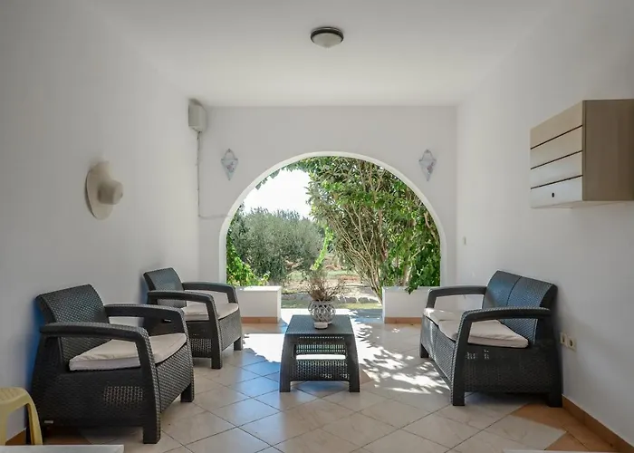 Mateus Plaka (Naxos)