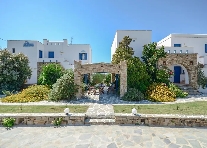 Mateus Plaka (Naxos)