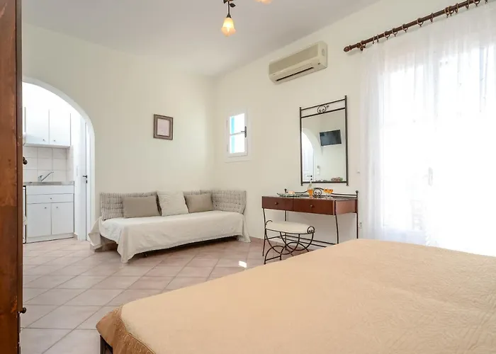 Mateus Plaka (Naxos)